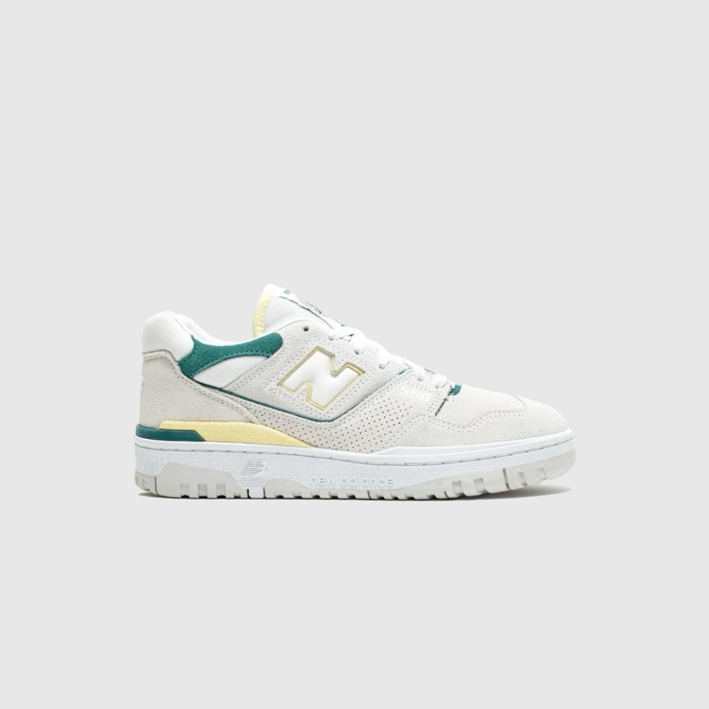 New Balance White and Teal Sneakers